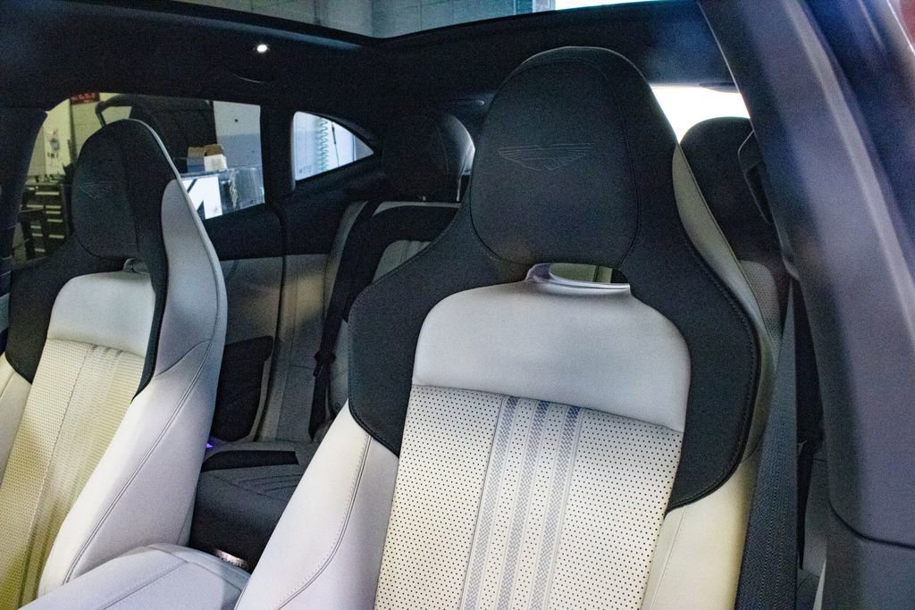 New 2025 Aston Martin DBX 707 image 18