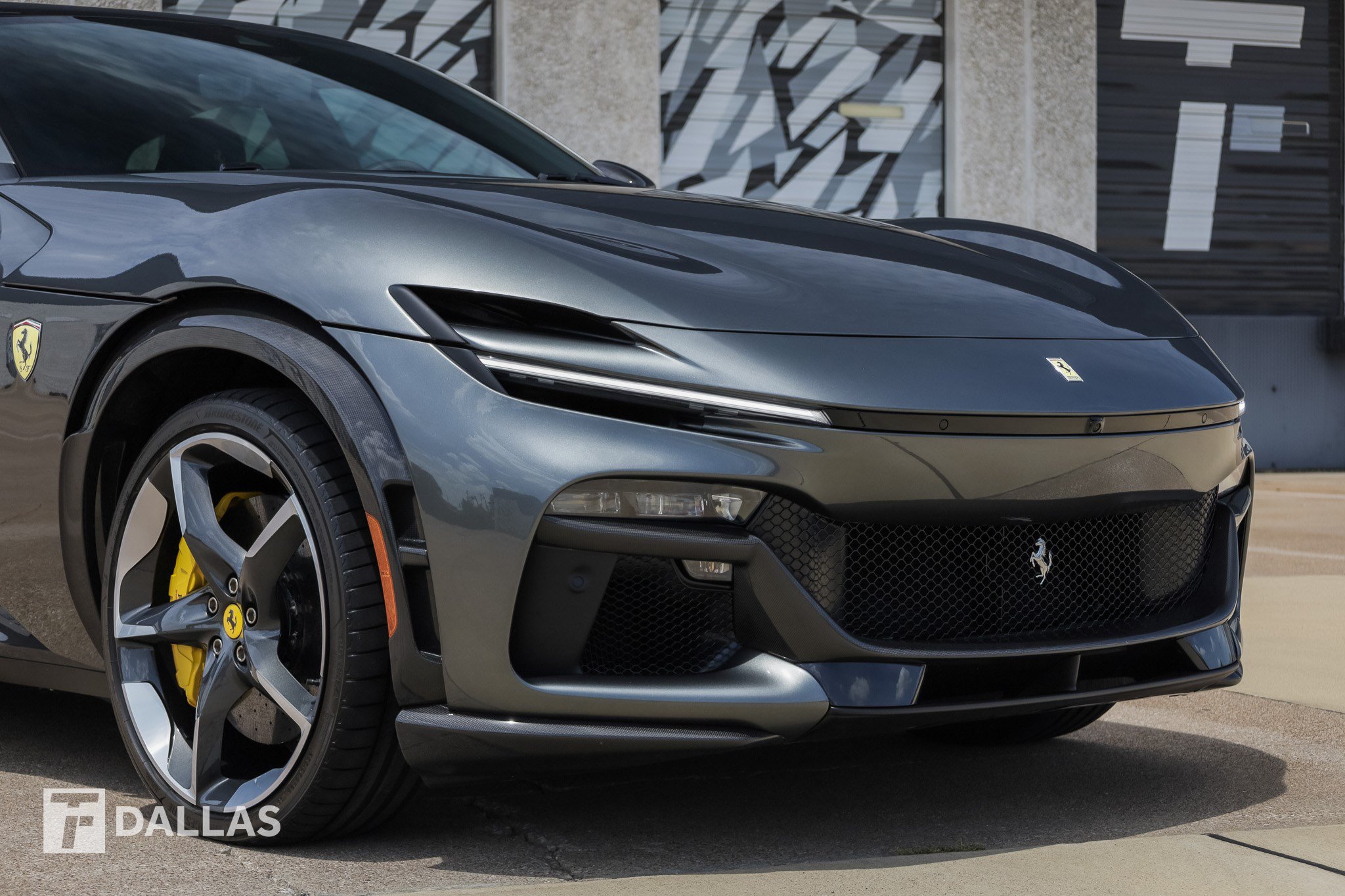 Used 2026 Ferrari Purosangue AWD/4WD image 2