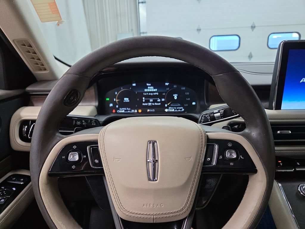 Used 2020 Lincoln Aviator Reserve w/ Equipment Group 201A AWD/4WD image 22