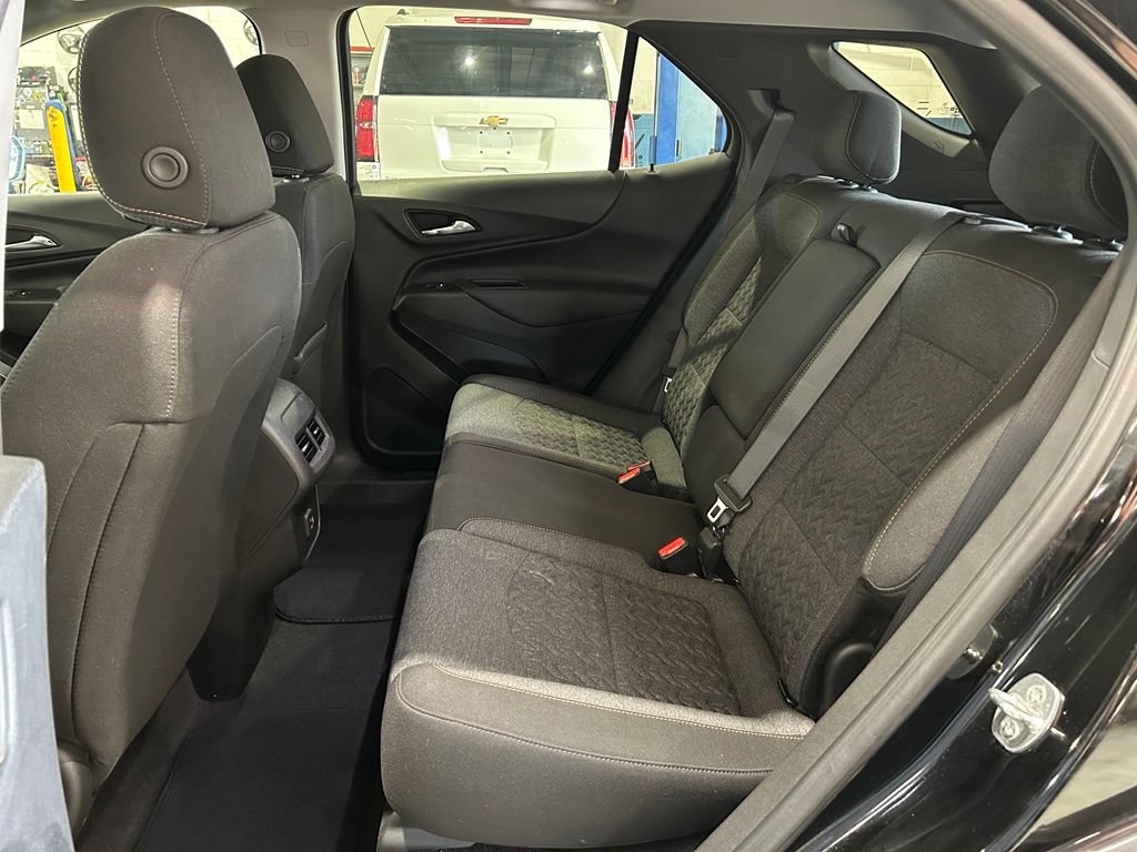 Used 2022 Chevrolet Equinox LT FWD image 32