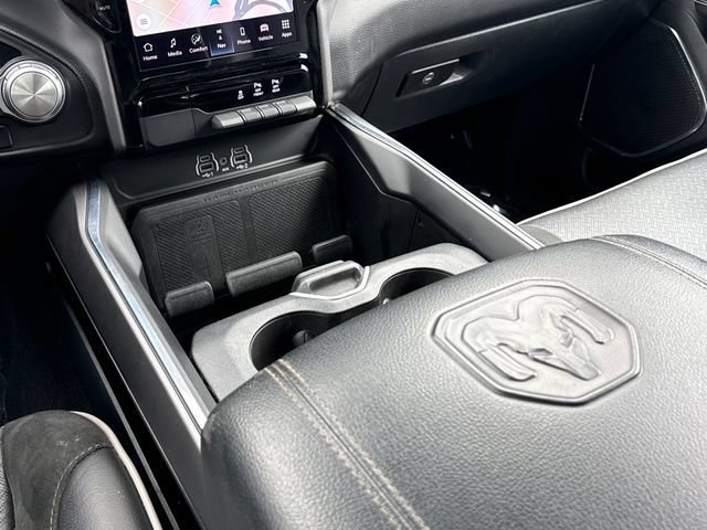 Used 2025 RAM 1500 Laramie AWD/4WD image 11