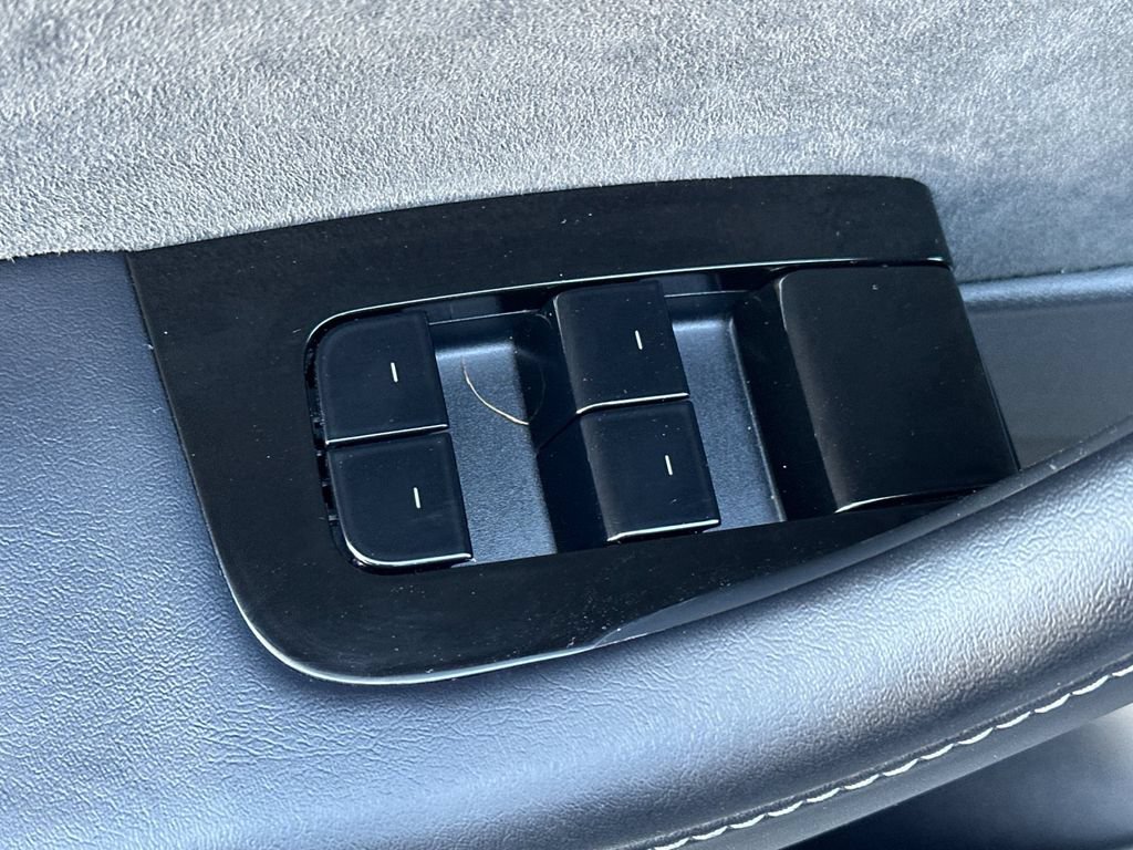 Used 2020 Tesla Model Y Performance AWD/4WD image 11