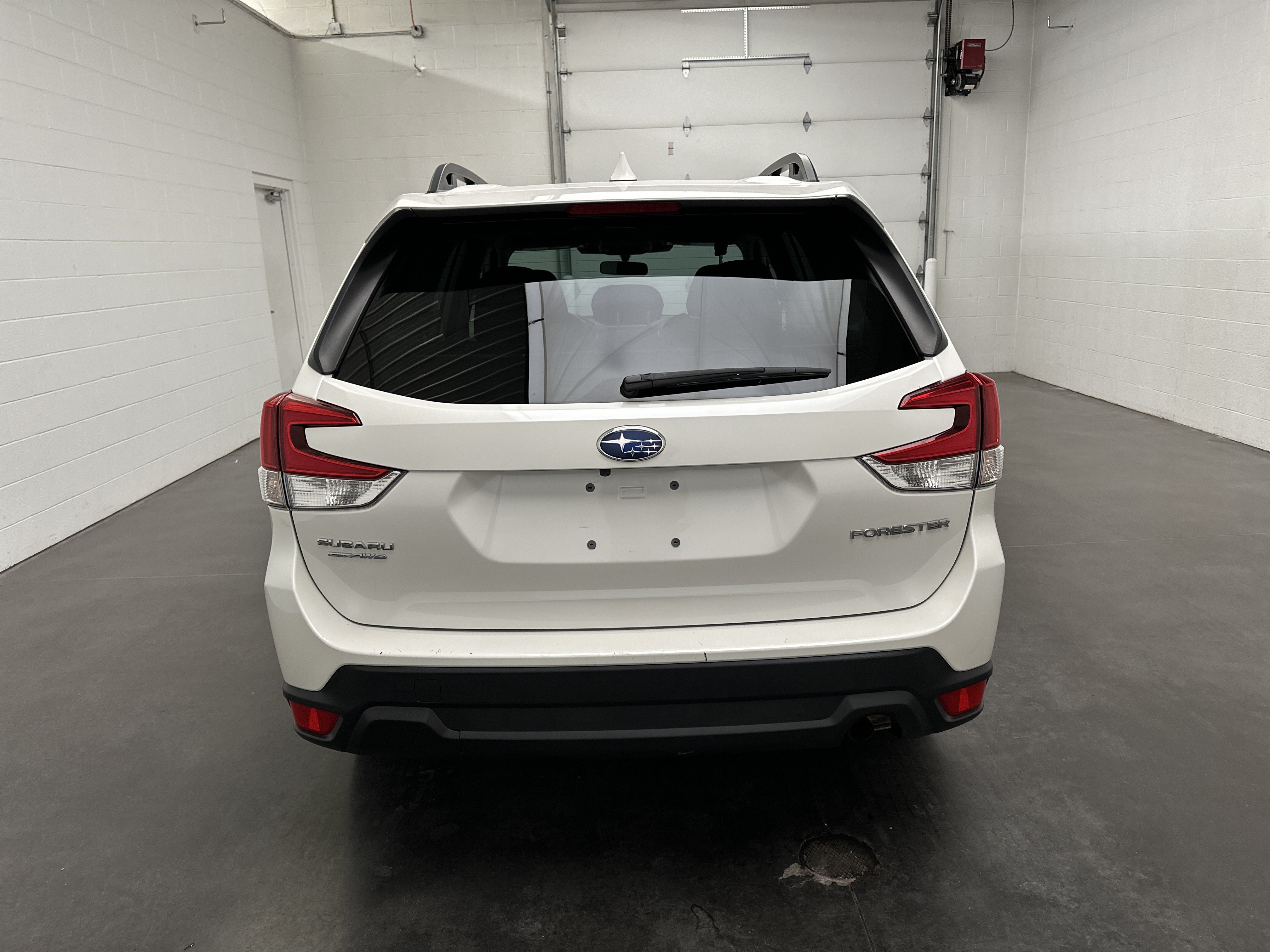 Used 2023 Subaru Forester Premium AWD/4WD image 7