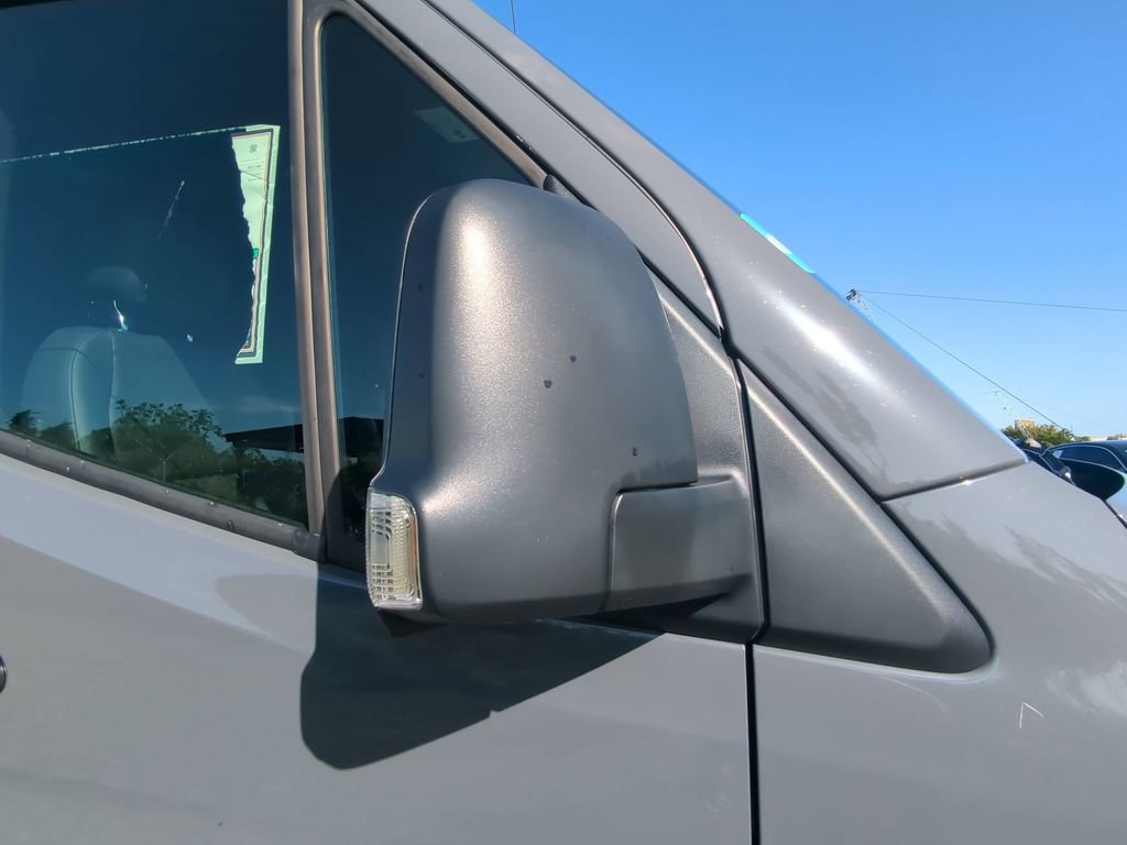 Used 2025 Mercedes-Benz Sprinter 2500 image 23
