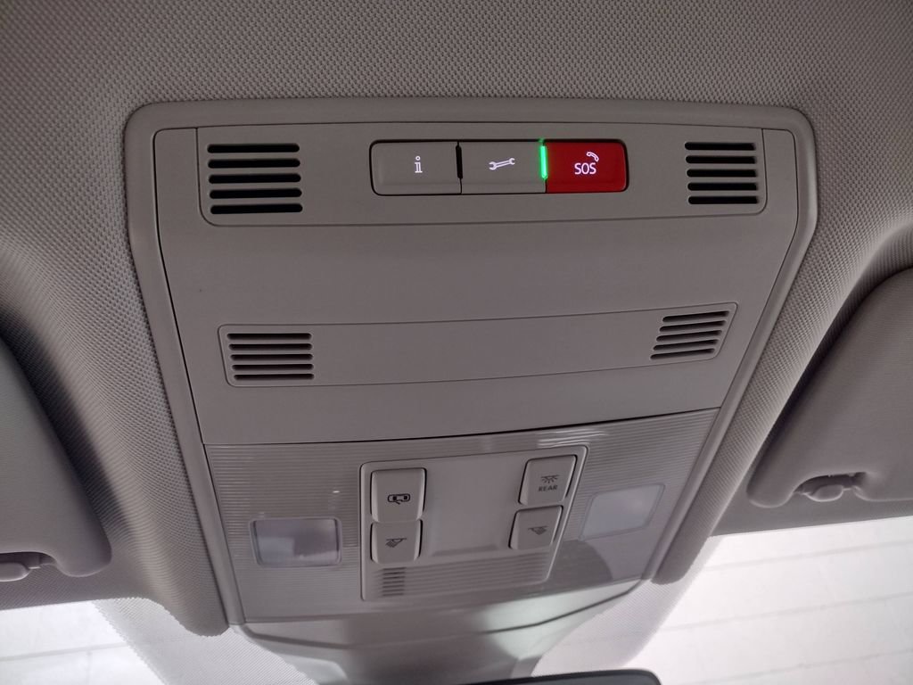 New 2025 Volkswagen Jetta SE image 26