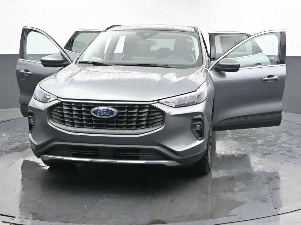 New 2026 Ford Escape SE w/ Class II Trailer Tow Package image 54