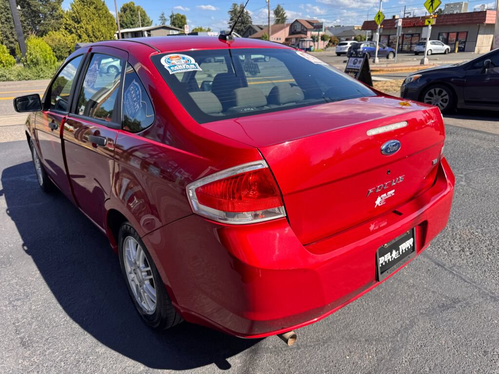 Used 2009 Ford Focus SE FWD image 8