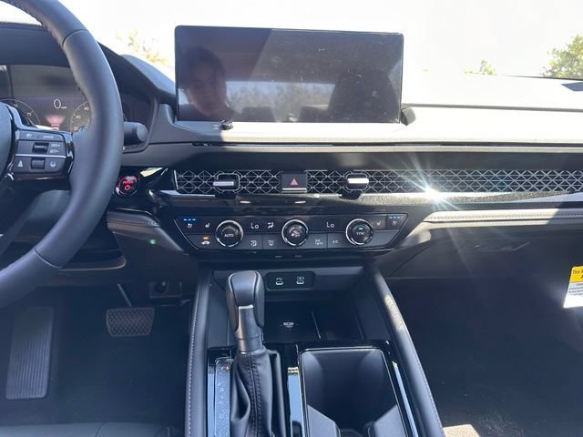 New 2026 Honda Accord Touring image 18