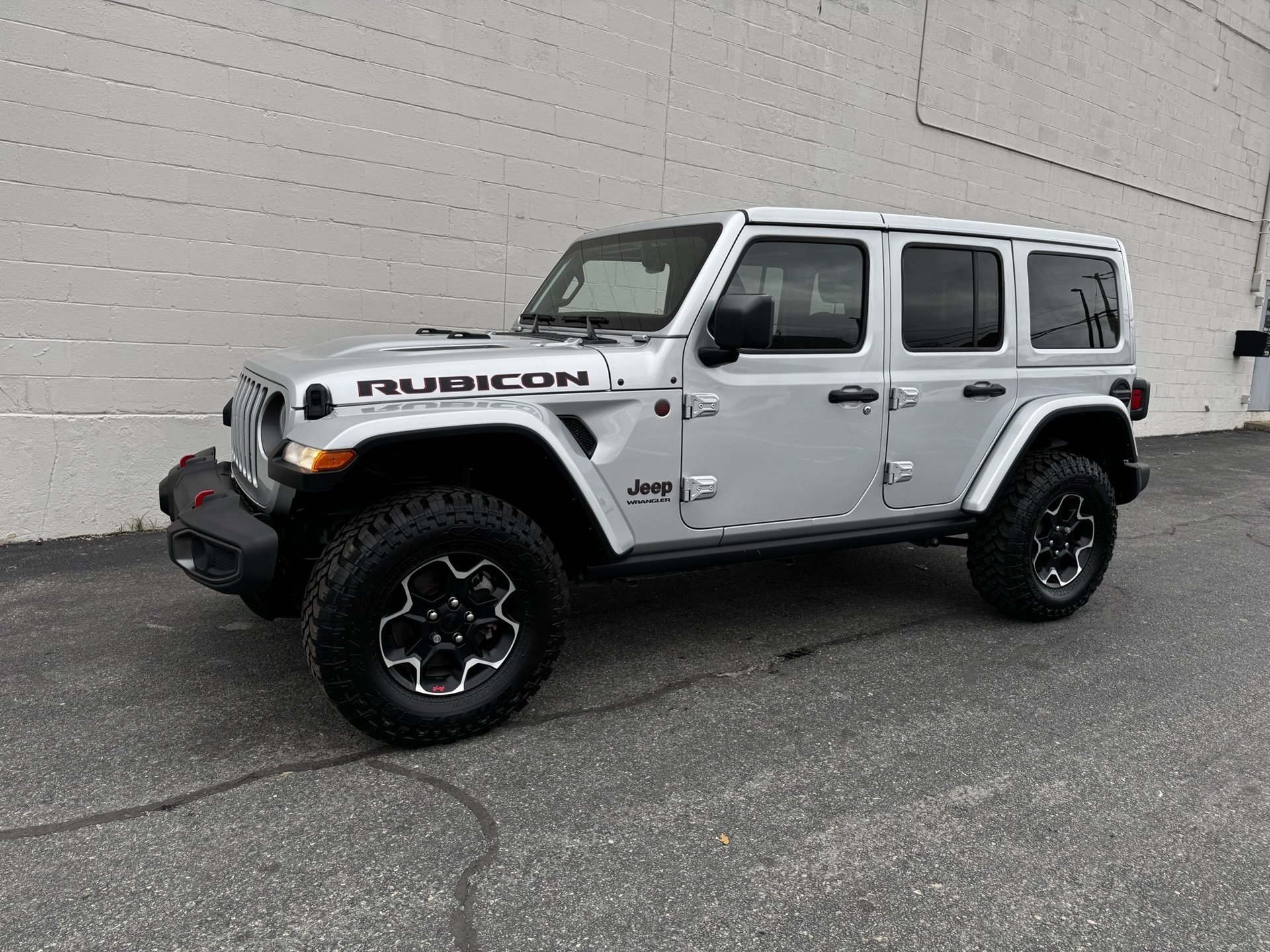 Used 2023 Jeep Wrangler Unlimited Rubicon w/ Cold Weather Group