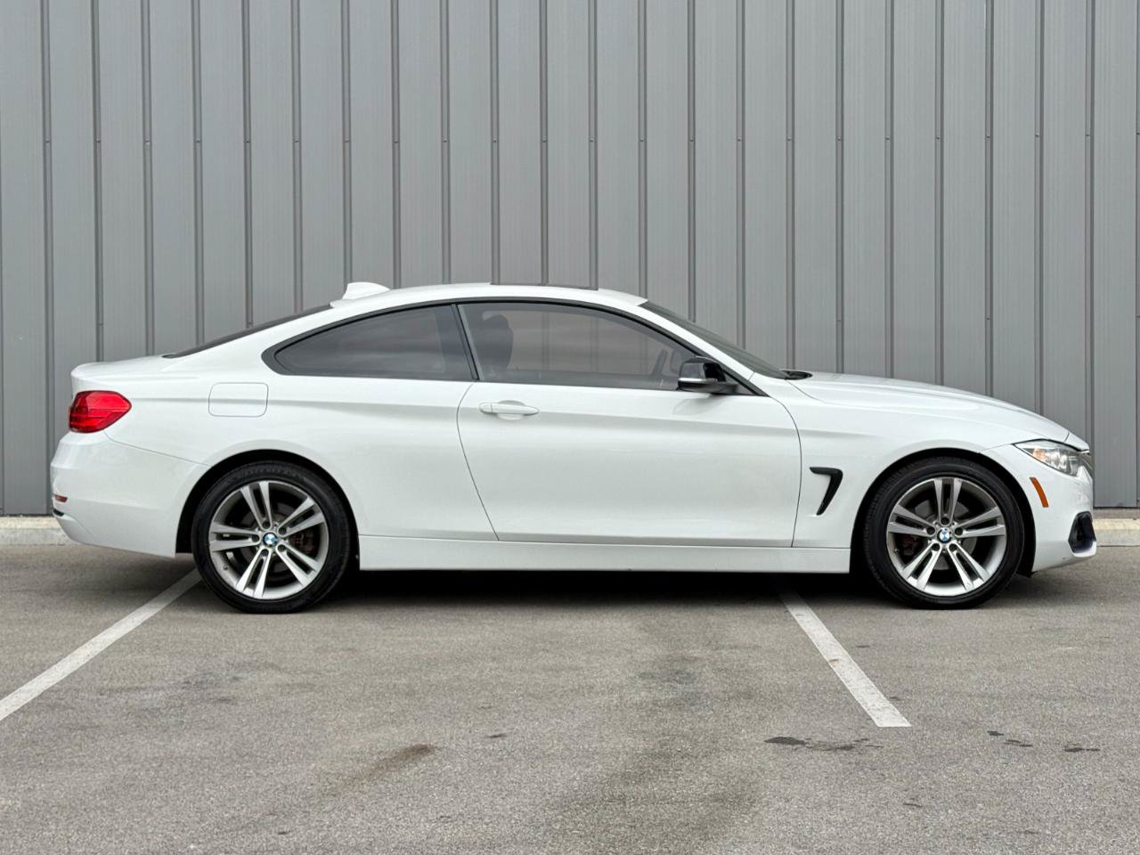 Used 2015 BMW 428i xDrive Coupe AWD/4WD image 4
