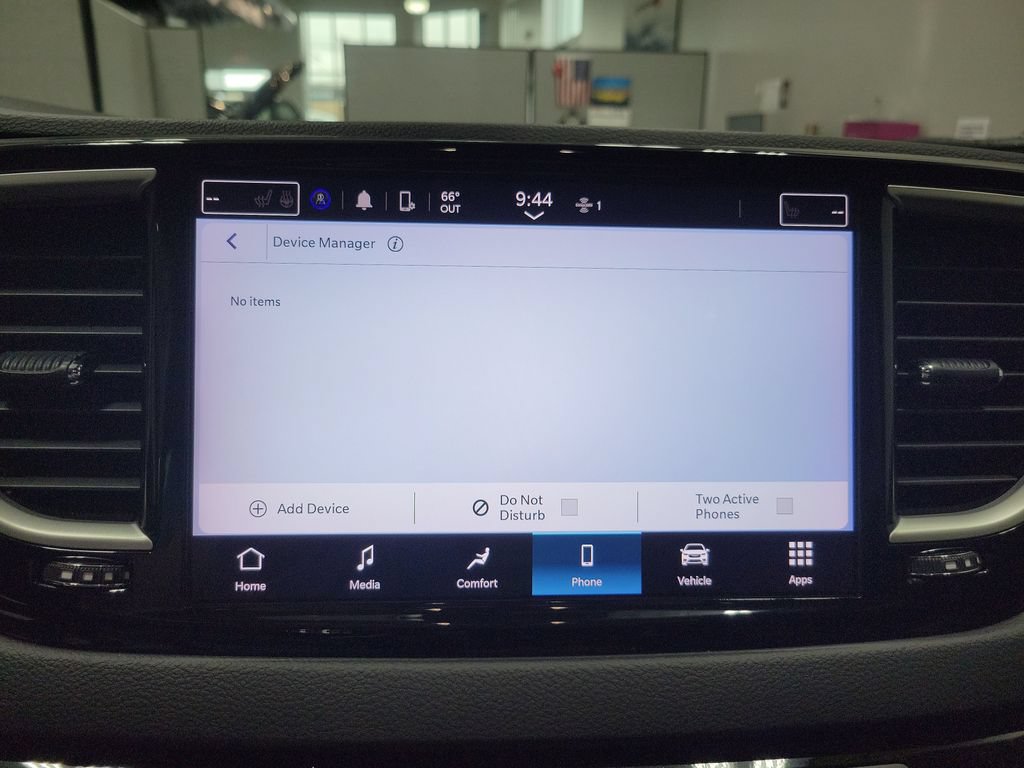 Certified 2023 Chrysler Pacifica Touring-L FWD image 39