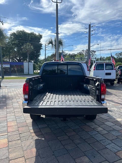 Used 2021 Toyota Tacoma SR5 image 16