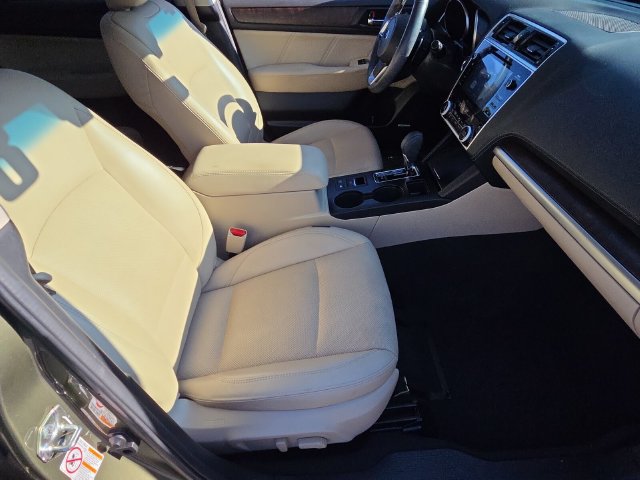 Used 2018 Subaru Outback 2.5i Limited AWD/4WD image 18
