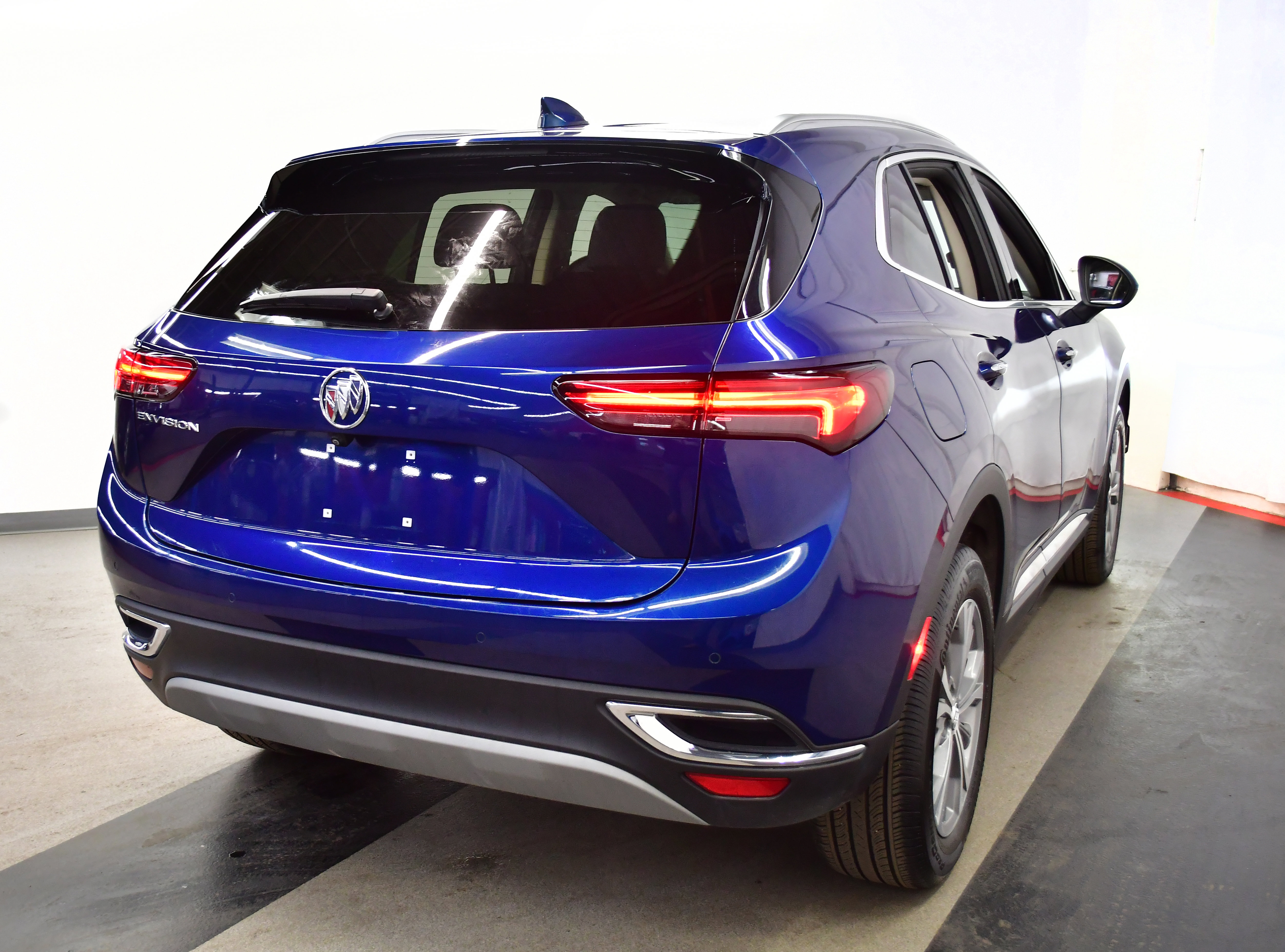 Used 2022 Buick Envision Preferred image 7