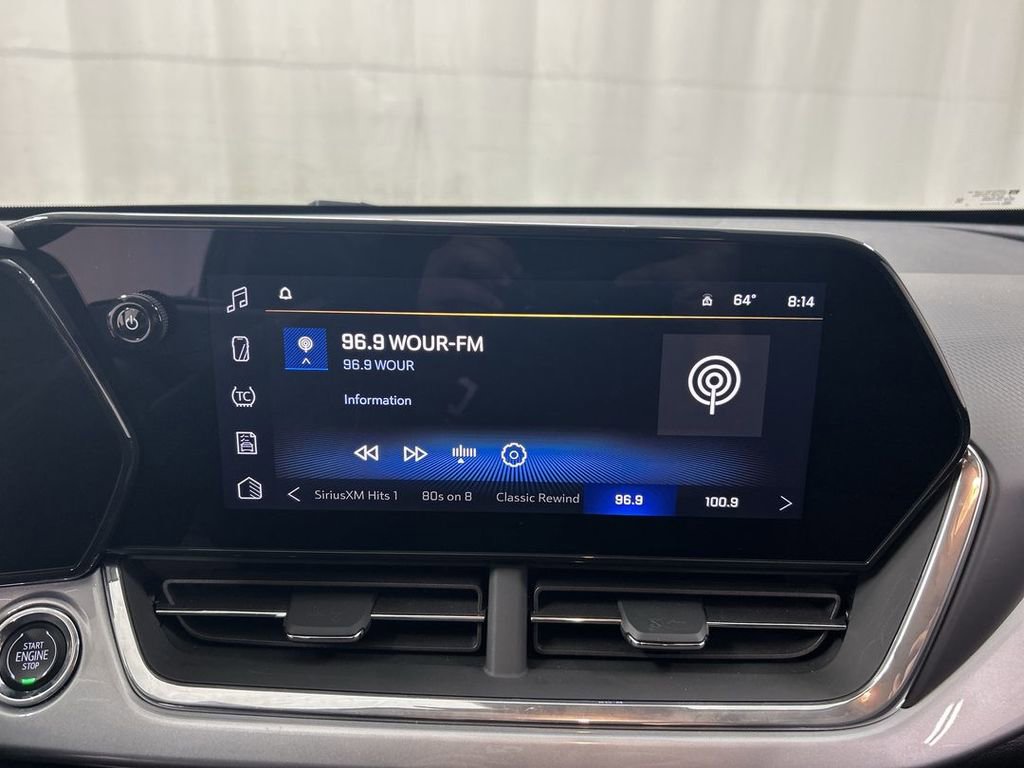 Certified 2024 Chevrolet Trax LT w/ Driver Confidence Package image 14