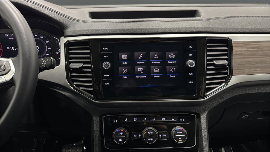 Used 2023 Volkswagen Atlas SEL image 16