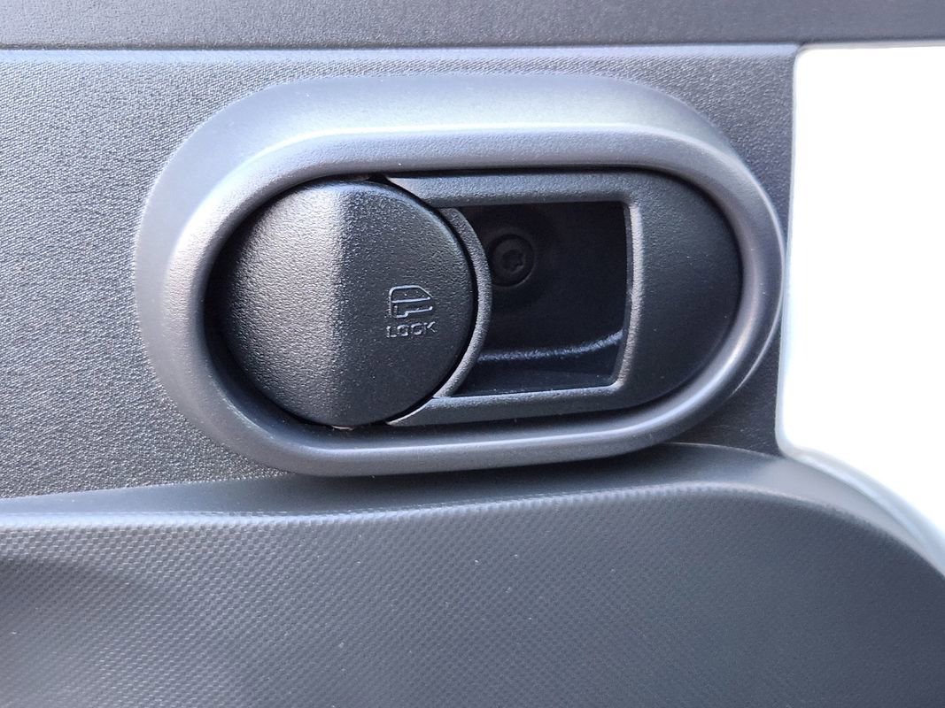 Used 2010 Jeep Wrangler Unlimited Sport image 22