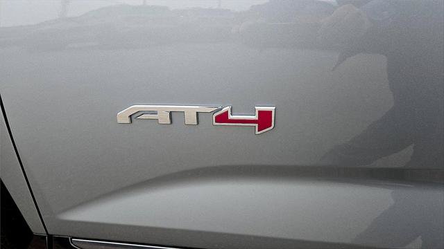 New 2026 GMC Terrain AT4 w/ LPO, Floor Liner Package AWD/4WD image 30