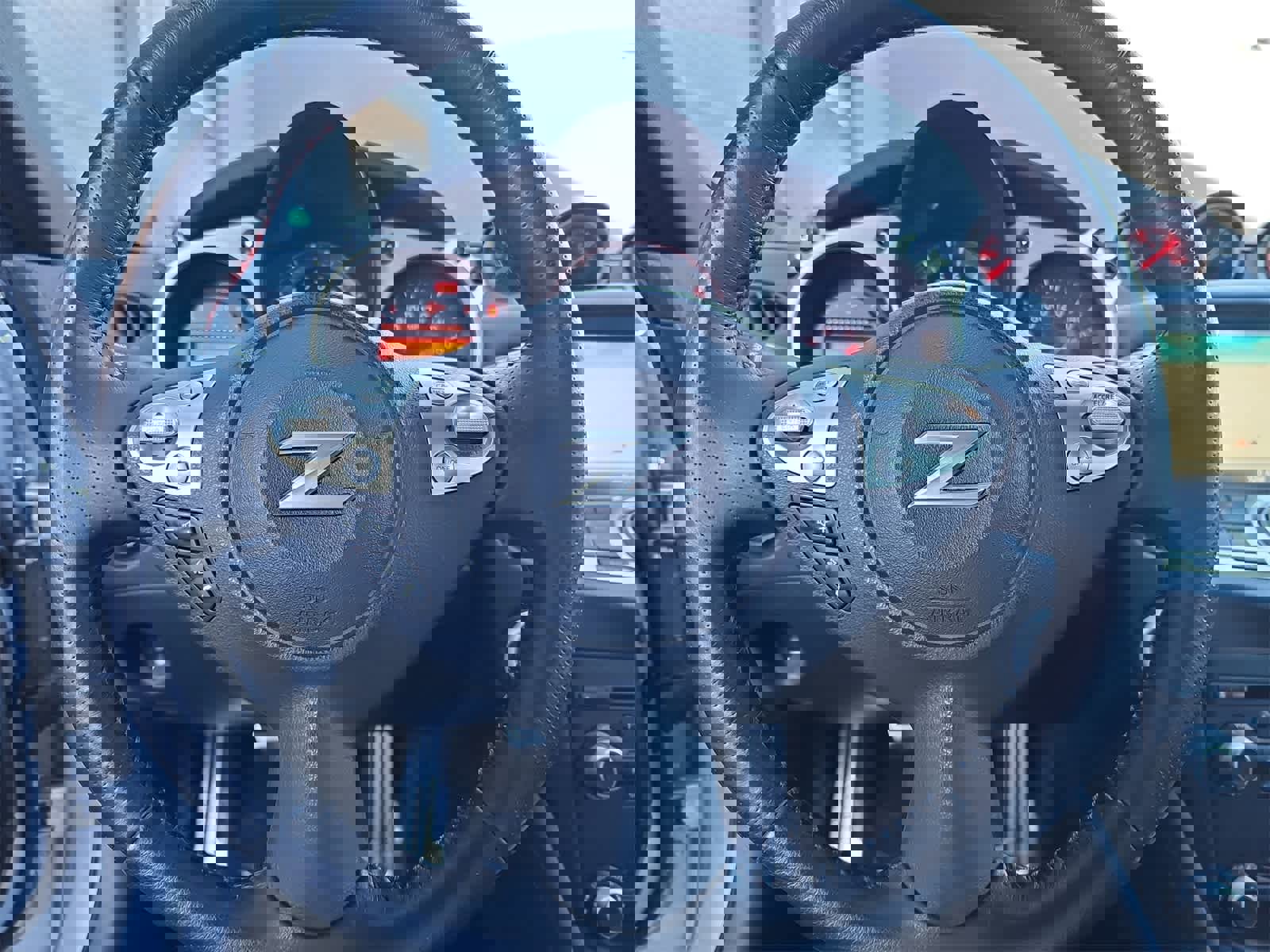 Used 2013 Nissan 370Z Touring w/ Sport Pkg image 17