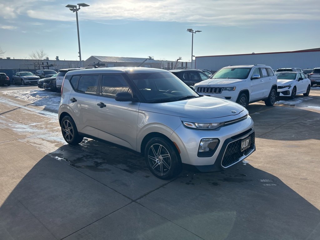 Certified 2021 Kia Soul LX image 4