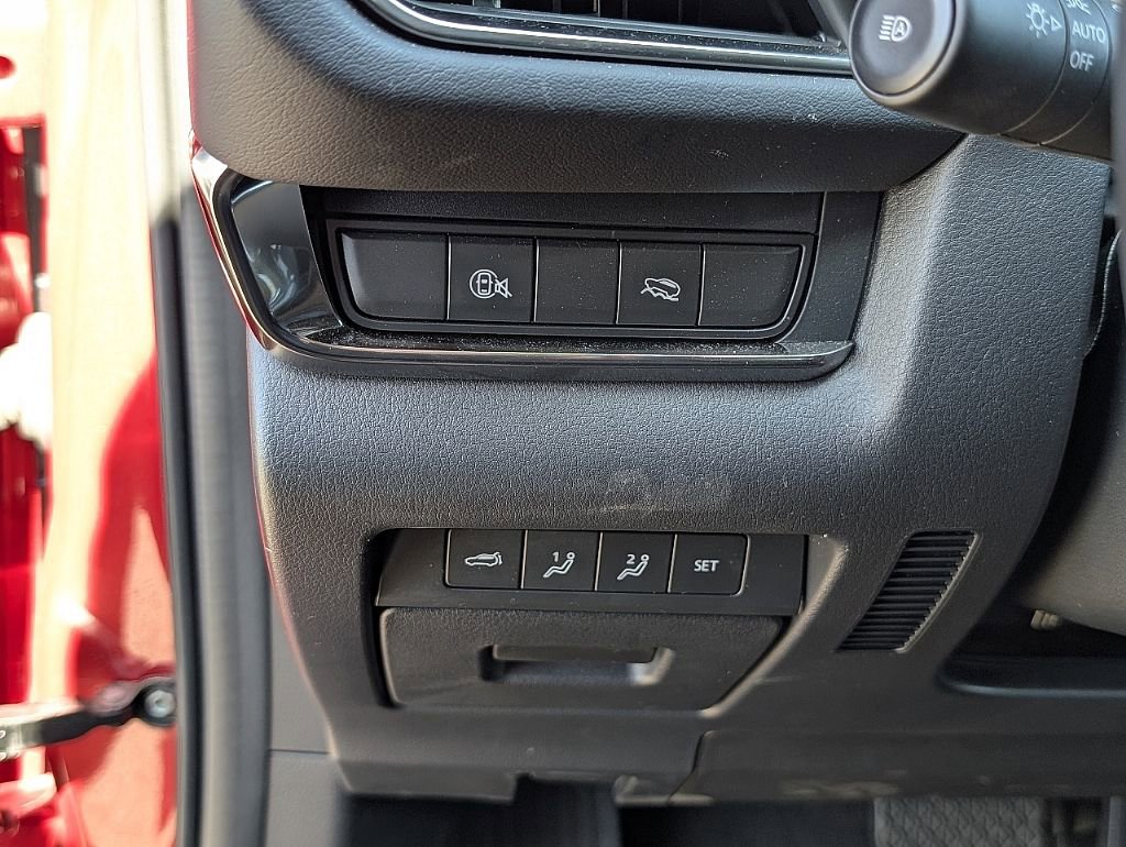 Certified 2025 MAZDA CX-30 2.5 Turbo w/ Premium Package image 27