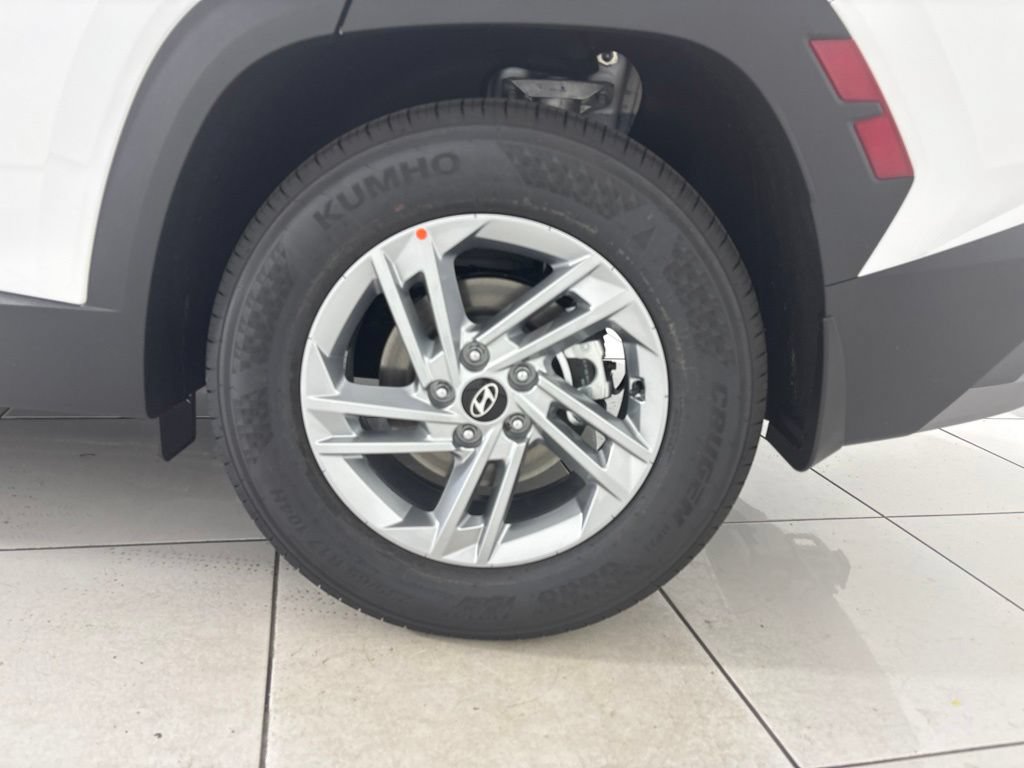 New 2026 Hyundai Tucson SE w/ Tow & Go Package FWD image 9