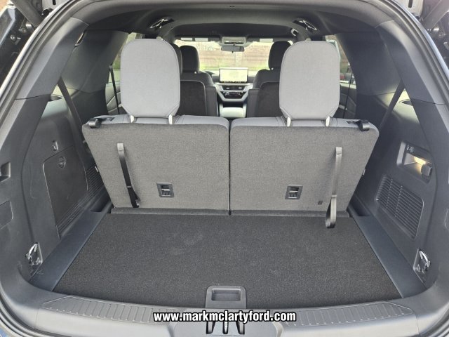 New 2027 Ford Explorer Active RWD image 13