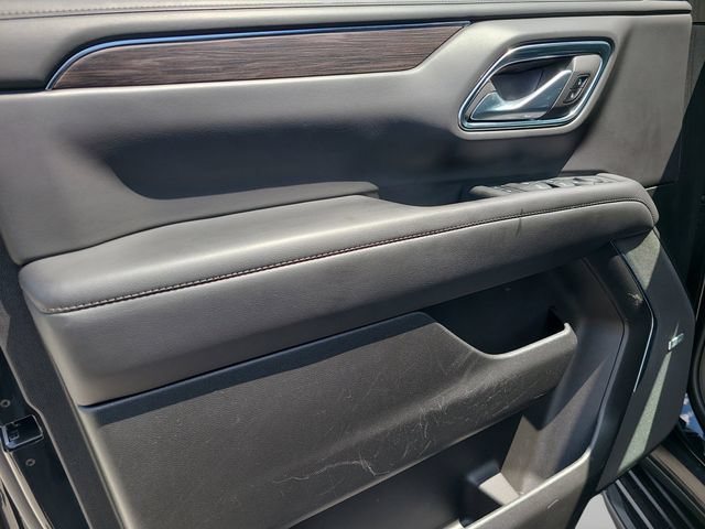 Used 2024 Chevrolet Suburban LT AWD/4WD image 15