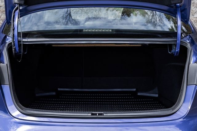 Used 2020 Toyota Corolla XSE FWD image 18