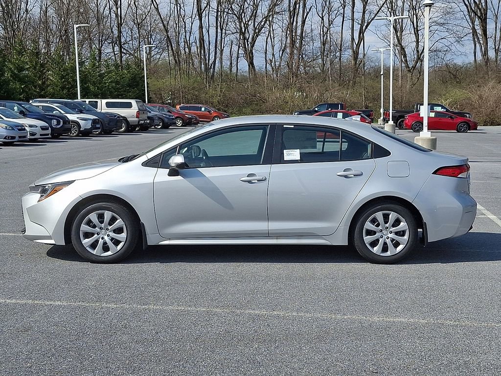New 2026 Toyota Corolla LE image 9