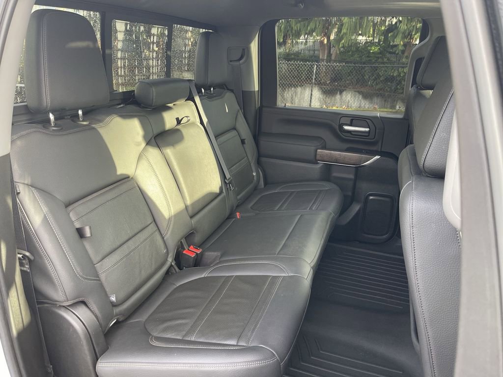 Used 2021 GMC Sierra 3500 Denali w/ Denali Ultimate Package image 28