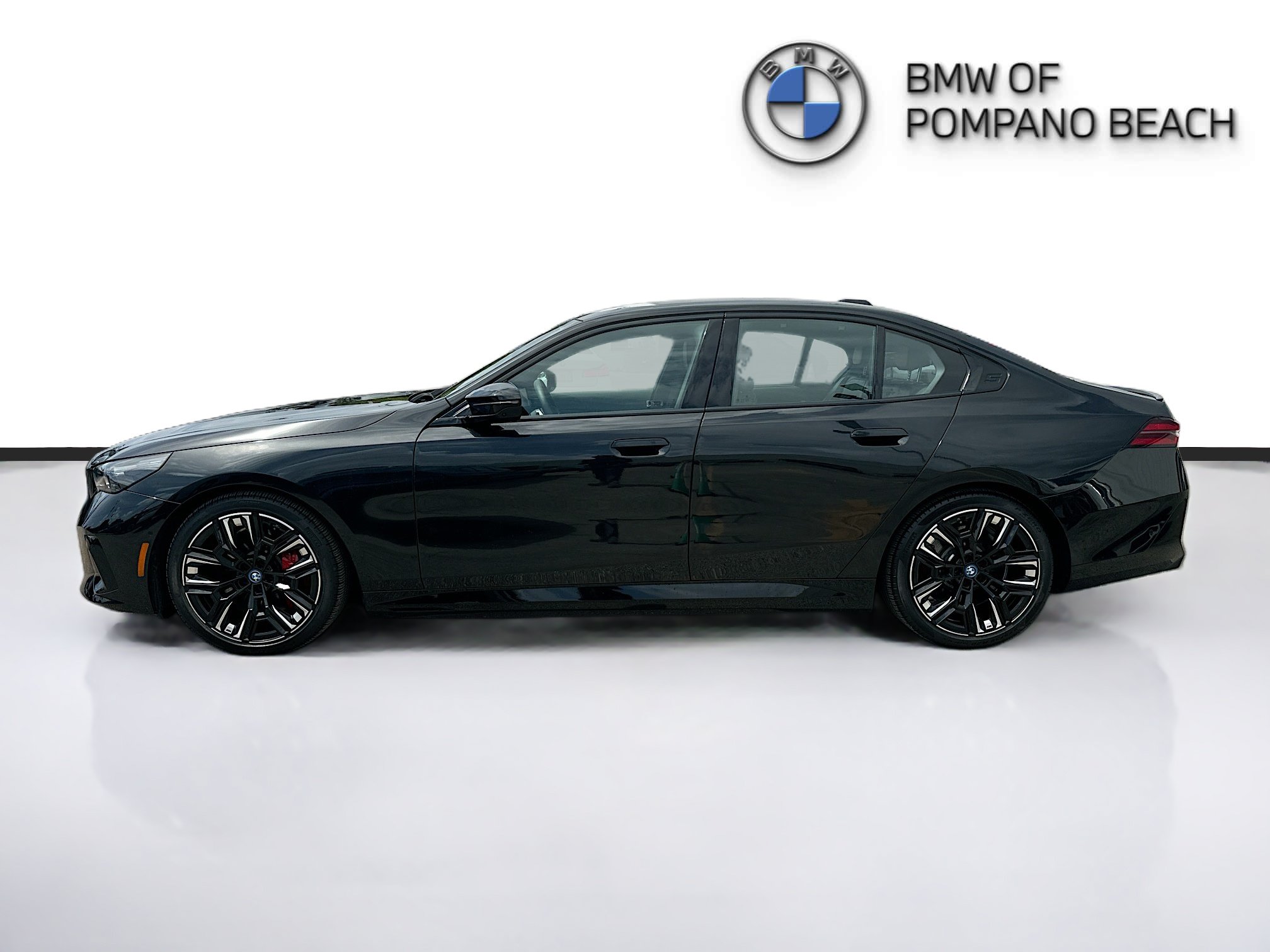 Used 2025 BMW i5 M60 w/ Executive Package AWD/4WD image 4