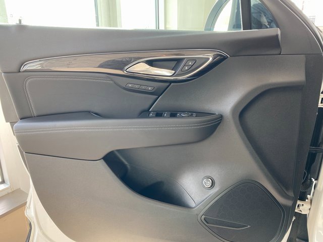 Used 2023 Buick Envision Essence w/ Sport Touring Package image 8
