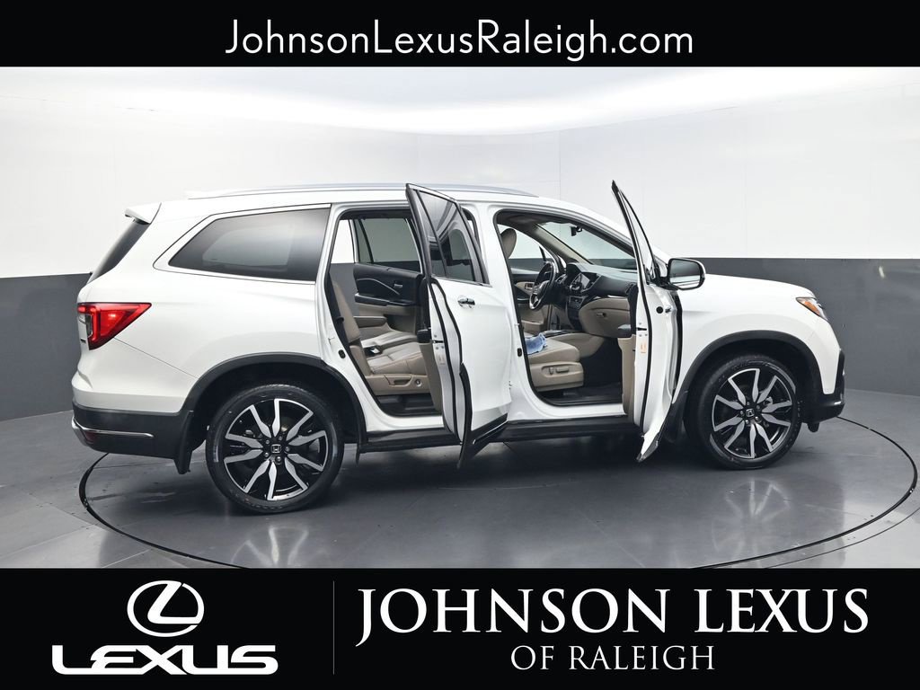 Used 2021 Honda Pilot Touring image 32