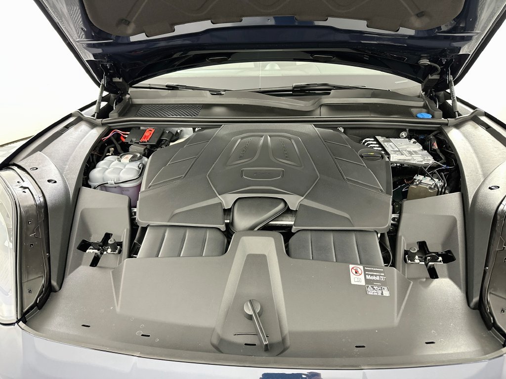 New 2026 Porsche Cayenne AWD/4WD image 32