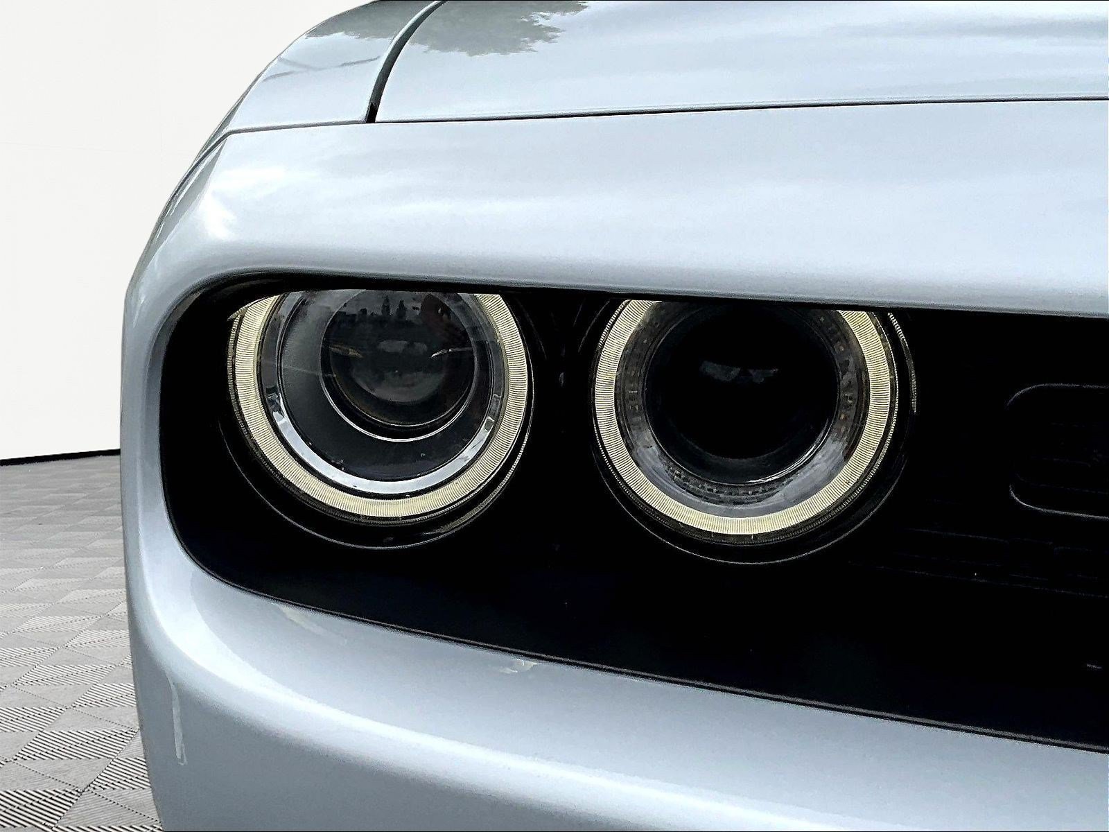 Used 2022 Dodge Challenger R/T w/ Blacktop Package RWD image 30
