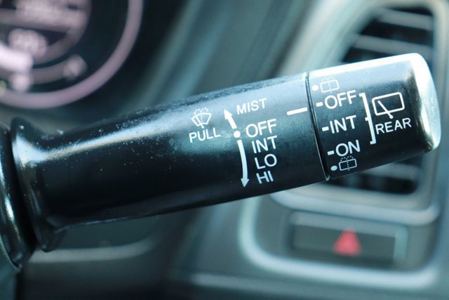 Used 2016 Honda HR-V LX image 23