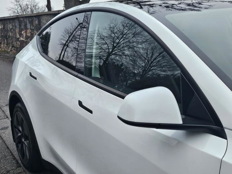 Used 2024 Tesla Model Y Long Range image 20