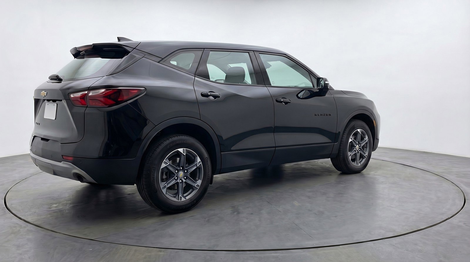 Used 2025 Chevrolet Blazer LT image 9