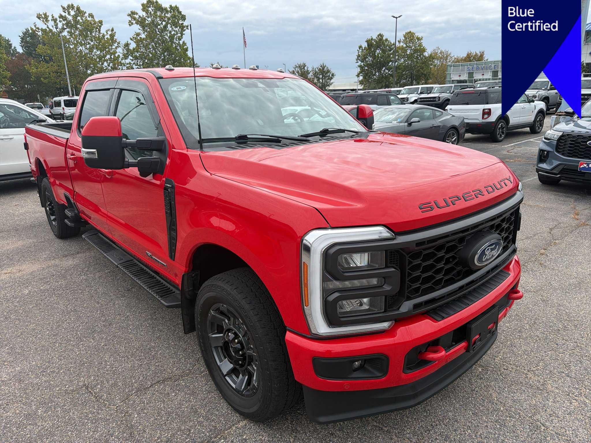 Used 2023 Ford F350 Lariat w/ Lariat Ultimate Package AWD/4WD image 3