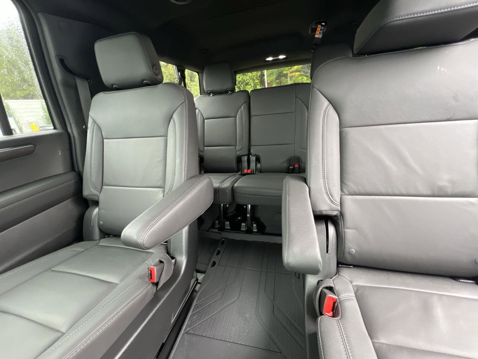 New 2026 Chevrolet Suburban Z71 w/ Comfort Package image 30