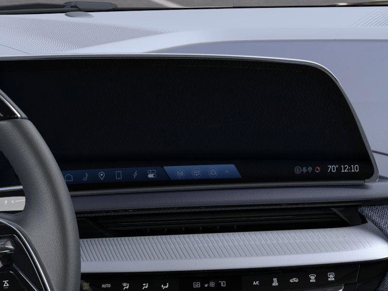 New 2026 Cadillac Optiq Luxury 2 w/ LPO, Floor Liner Package image 21