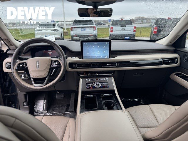 Used 2021 Lincoln Aviator Reserve w/ Equipment Group 201A image 29