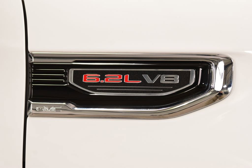 Used 2023 GMC Sierra 1500 Denali w/ Technology Package AWD/4WD image 16
