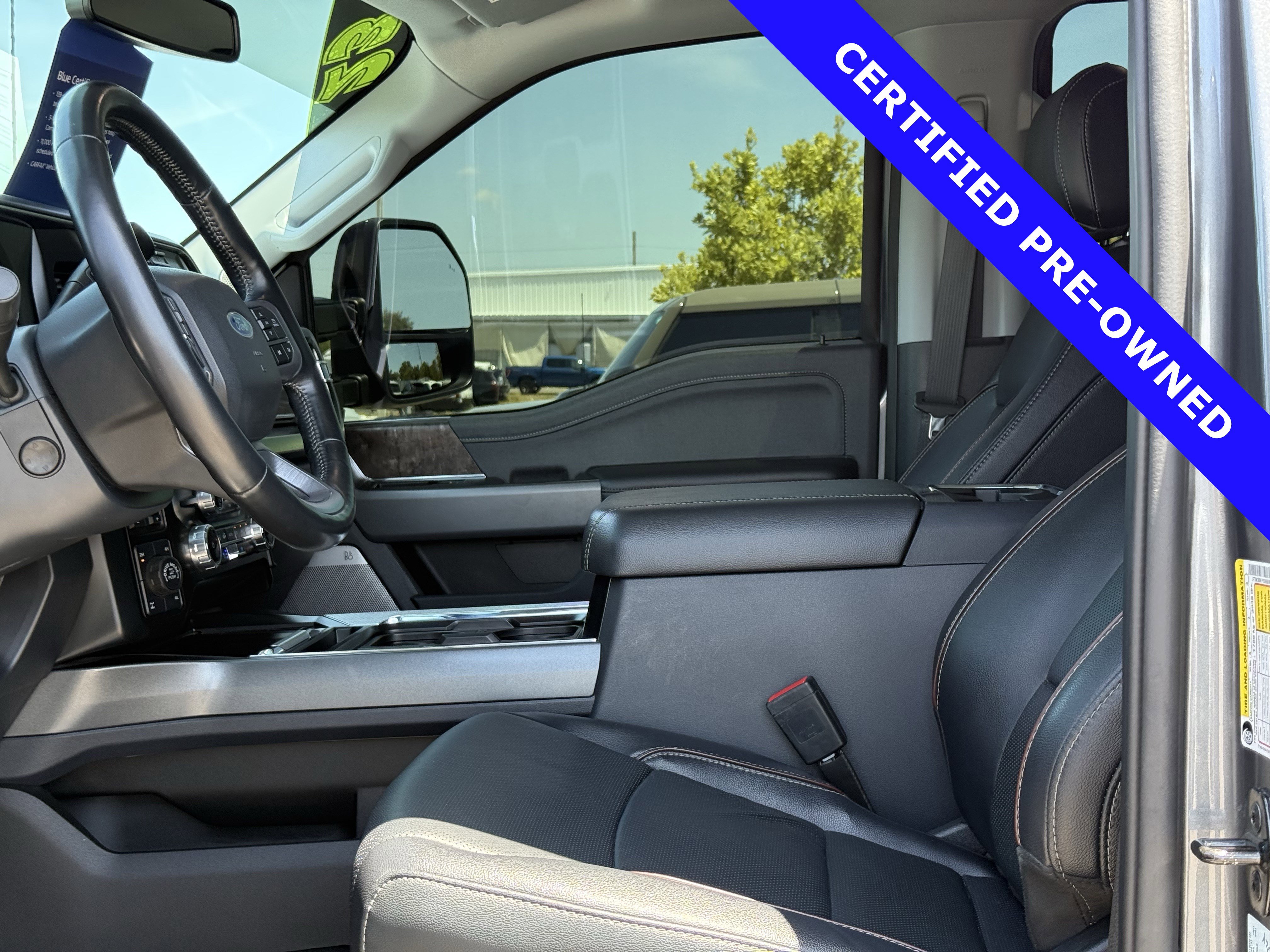 Used 2023 Ford F350 Lariat w/ Lariat Ultimate Package AWD/4WD image 25