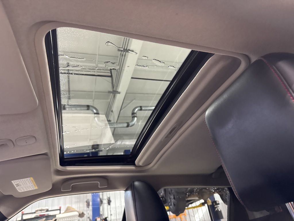 Used 2013 Nissan Juke SL image 19