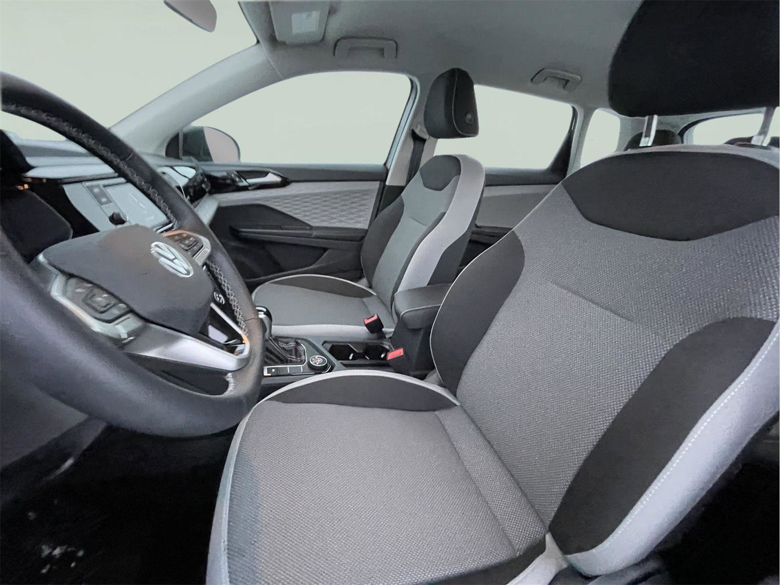 Used 2024 Volkswagen Taos S image 13