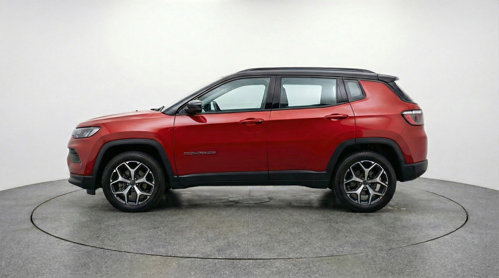 Used 2025 Jeep Compass Limited image 5
