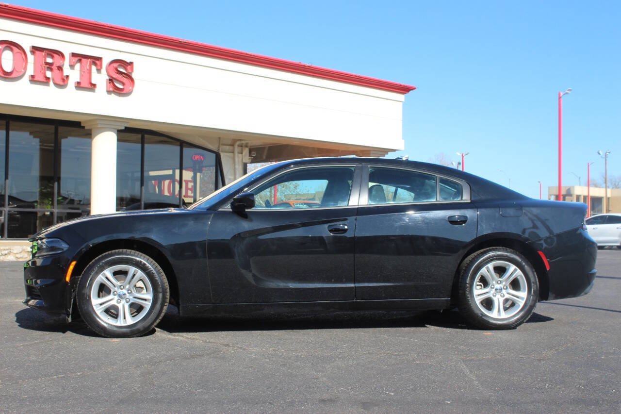 Used 2023 Dodge Charger SXT RWD image 6