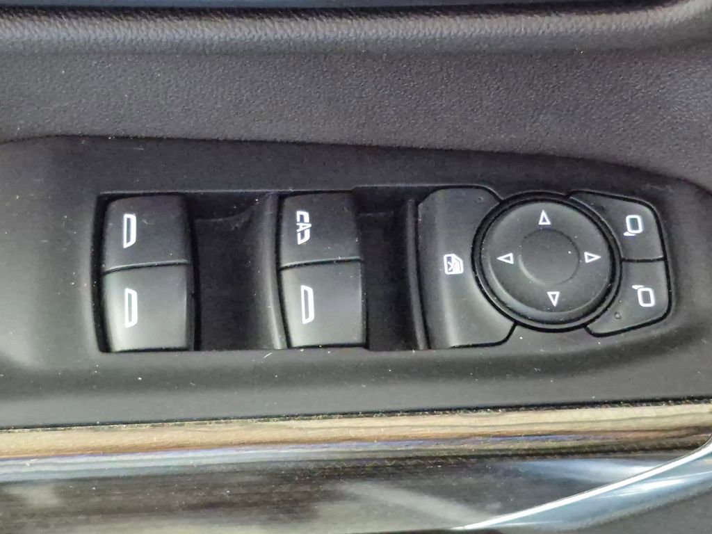 Used 2020 Chevrolet Silverado 1500 LT Trail Boss image 14